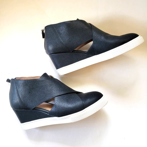 Linea Paolo Faith Black Leather Cutout Wedge Sneakers - Picture 3 of 7